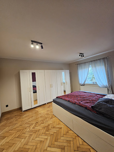 Serce  Pogodna mieszkanie ,garaż ,ogród ,piwnica (5)