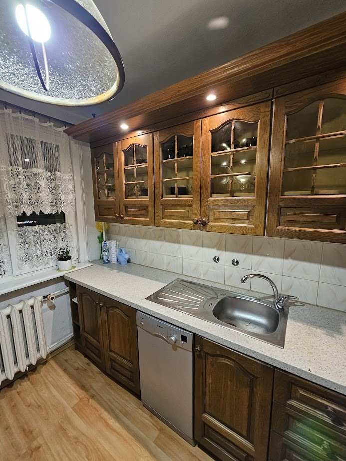 Rozkładowe 3 pokoje w niskim bloku (2)