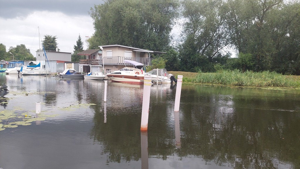 Działka nad wodą (3)