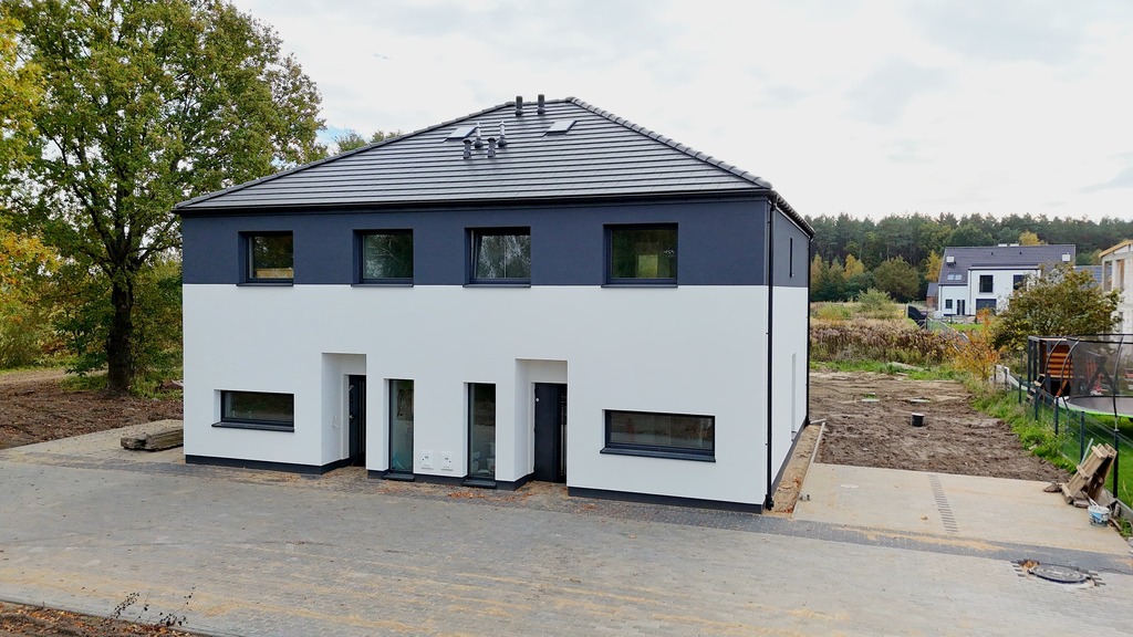 Nowoczesny bliźniak Dobra OSTATNIA POŁÓWKA (1)