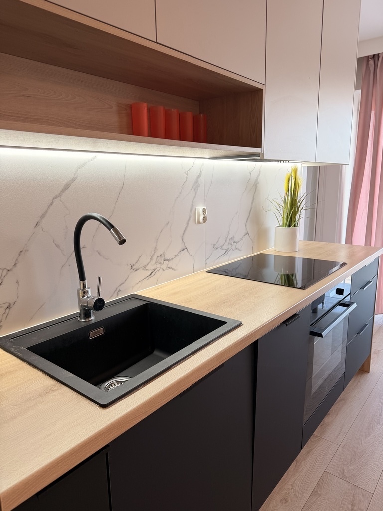 Nowoczesne 2-pokojowe mieszkanie z balkonem (5)