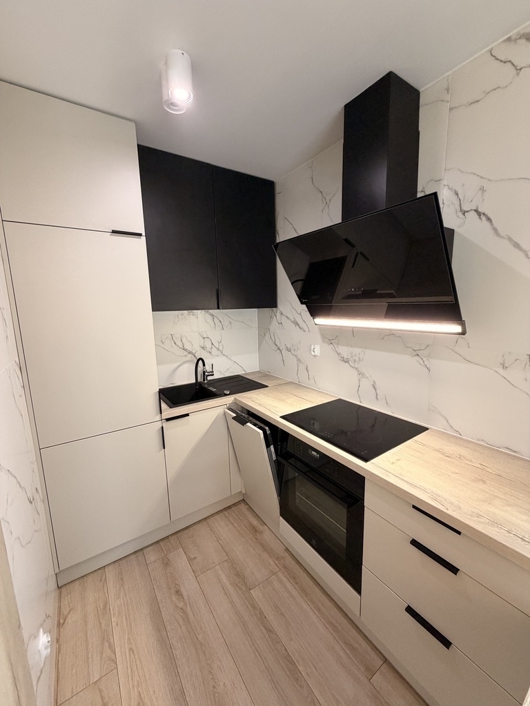 Nowoczesne 2-pokojowe mieszkanie z 18m tarasem (6)