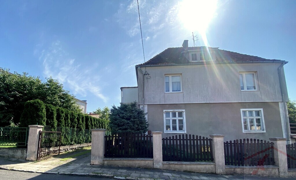 Piętro domu, ogród, spokojna okolica (17)