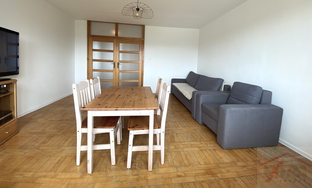 3 widne pokoje, duży hall, balkon (4)