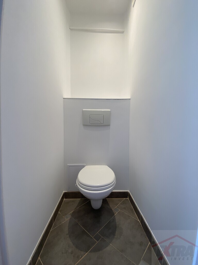 3 widne pokoje, duży hall, balkon (13)