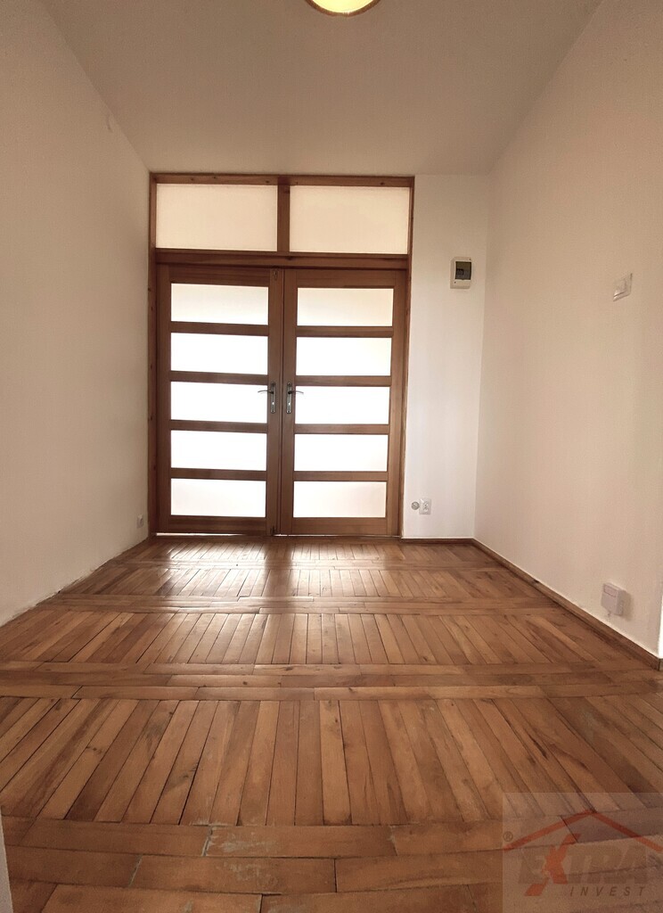 3 widne pokoje, duży hall, balkon (20)