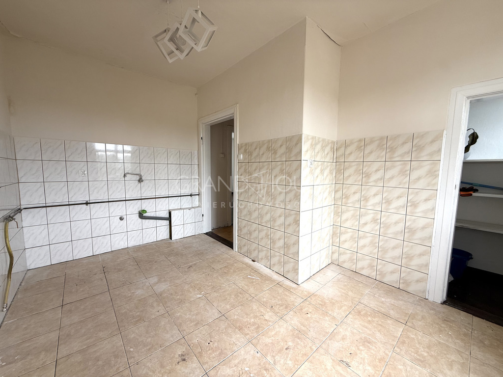 POŁOWA DOMU - DRAWSKO , ogród, garaż, strych (8)