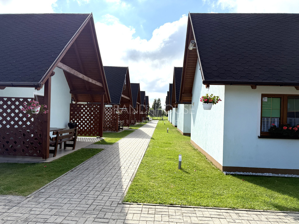 Wyjątkowy obiekt w Grzybowie - 10 domków (2)