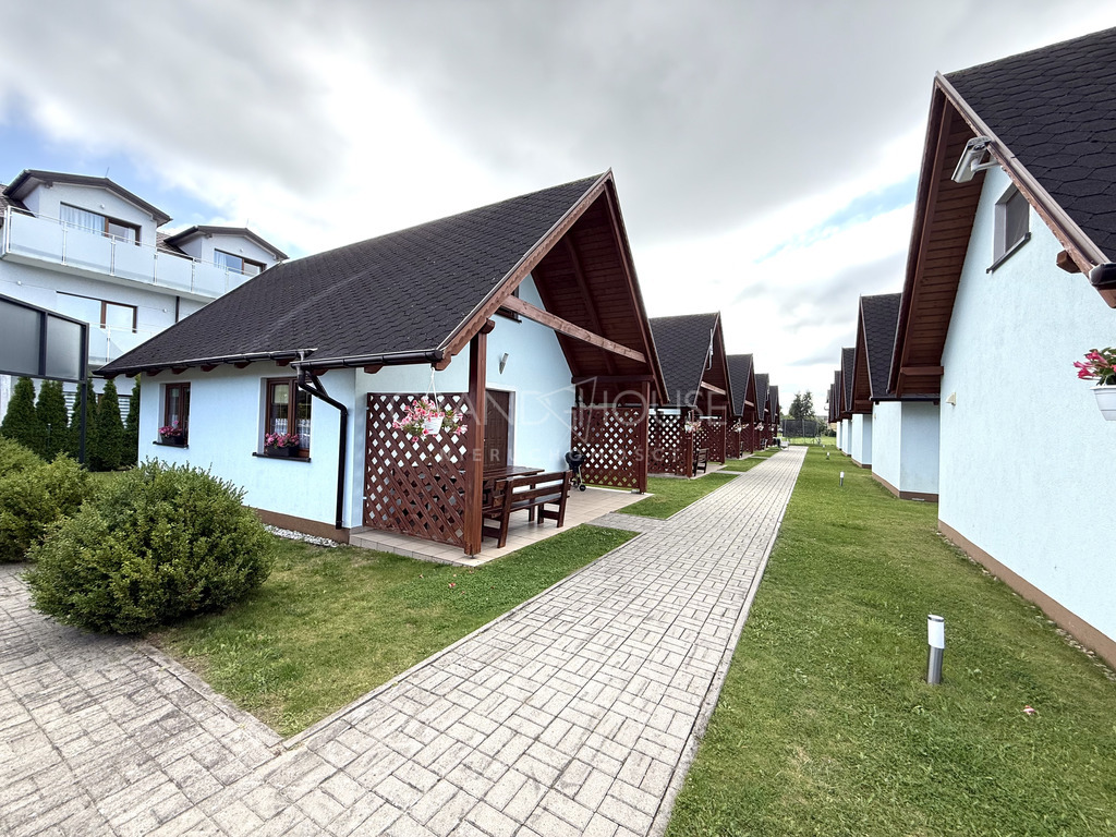 Wyjątkowy obiekt w Grzybowie - 10 domków (1)