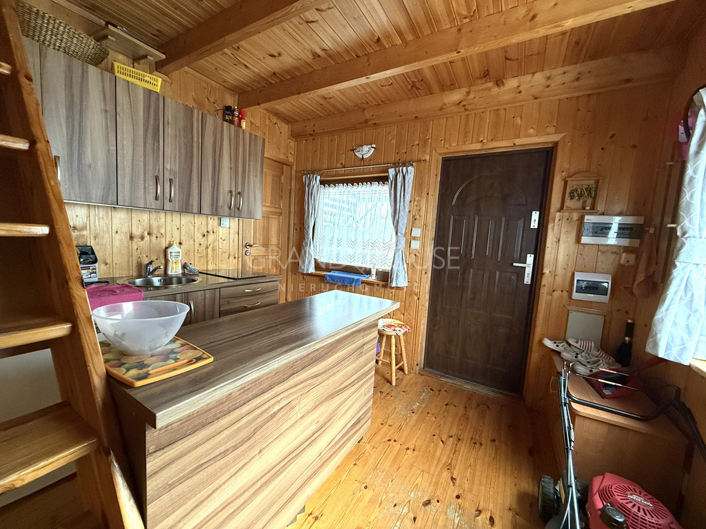 Wyjątkowy obiekt w Grzybowie - 10 domków (13)