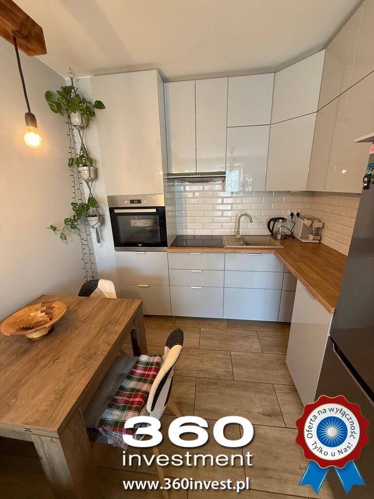 2pok z balkonem, miejscem postojowym i komórką (4)