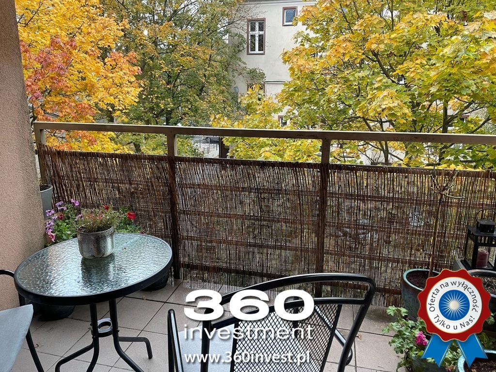 2 pok przy Jasnych Błoniach budynek 2005r, garaż (9)