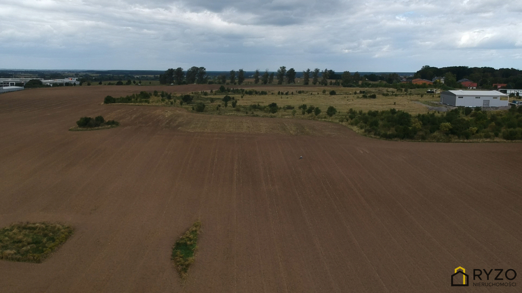 Teren 1,7672 ha z warunkami zabudowy pod 2 hale. (7)