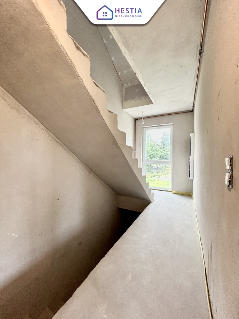 Dwupoziomowe mieszkanie - 5 pokoi. Widok na zieleń (9)