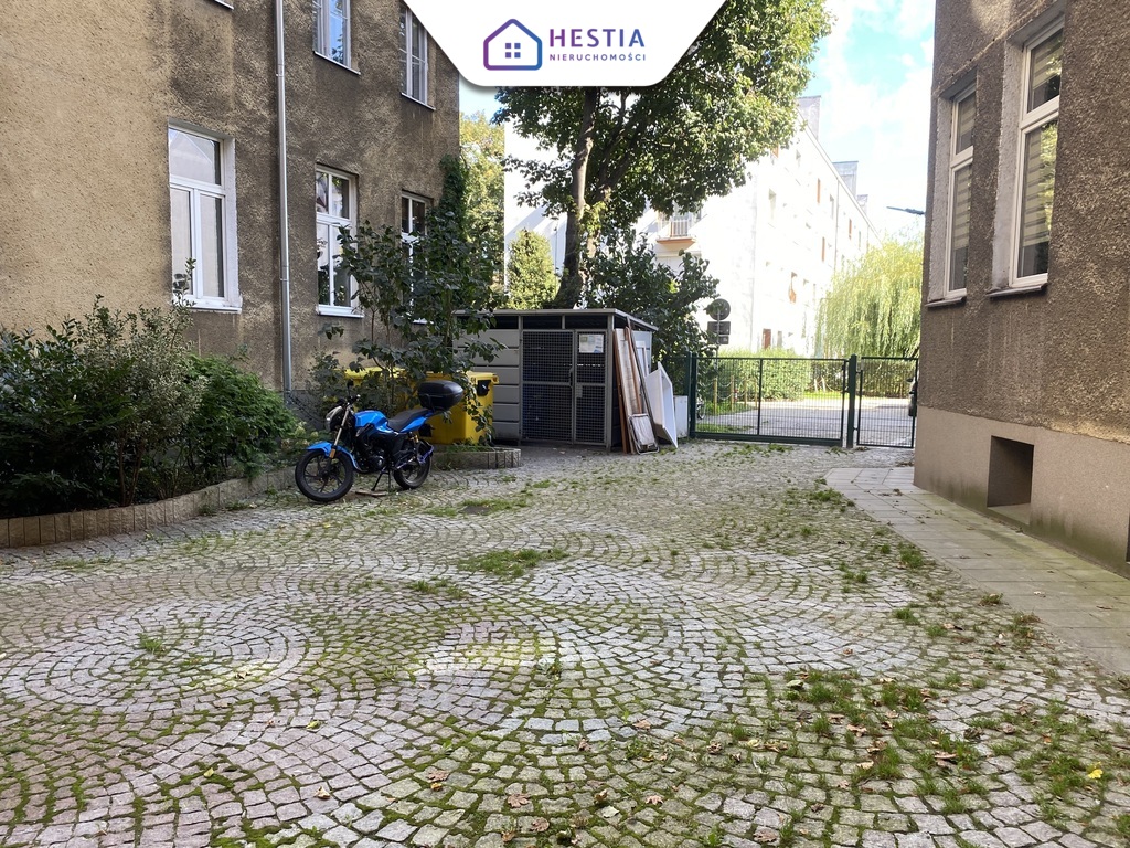 Kawalerka na parterze przy Urzędzie Miasta (10)