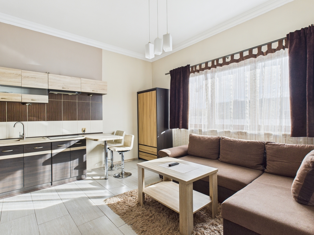 2 pok z windą, 15 min do plaży. os.Platan (2)