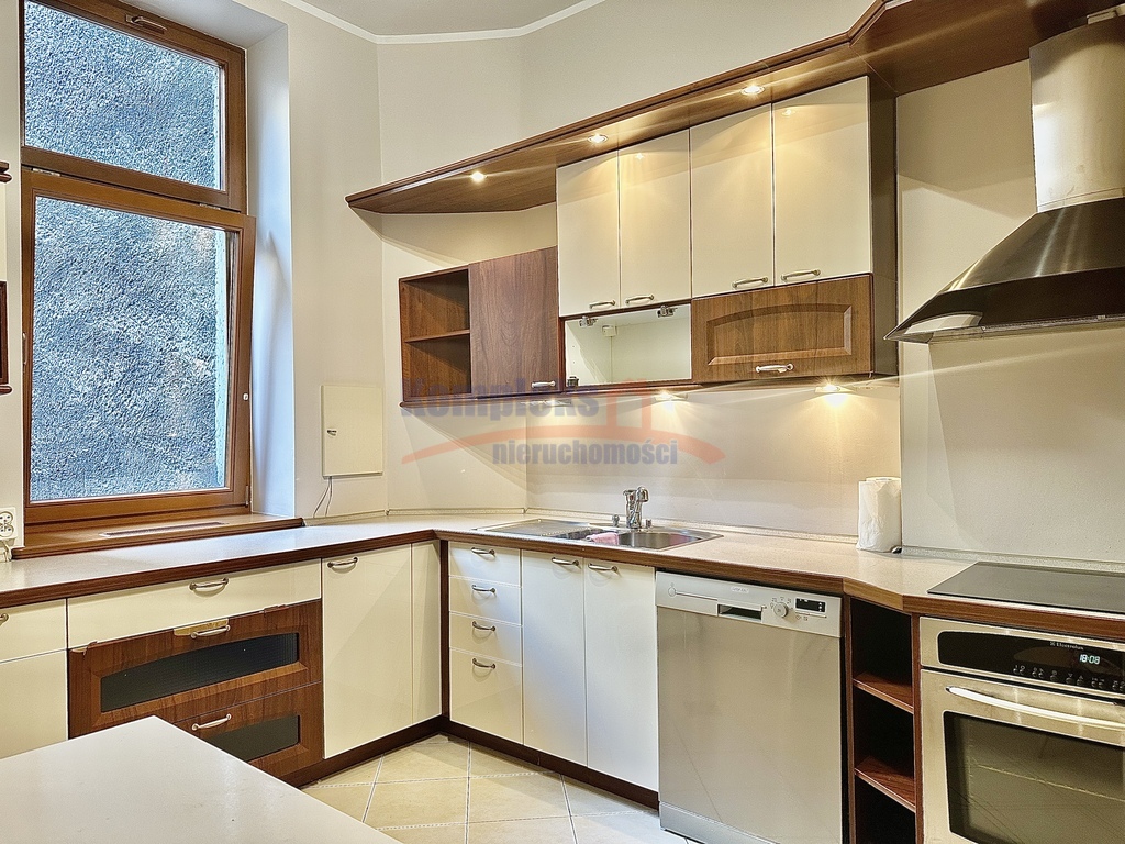 Mieszkanie w centrum- okolice Kaskady (6)