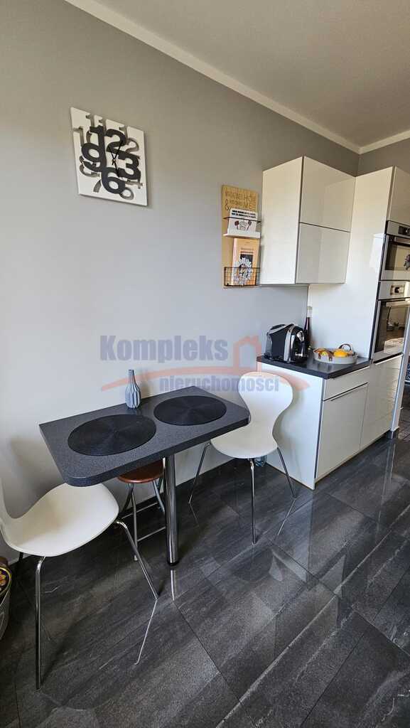 Klimatyczne 3 pokoje -spółdzielcze własnosciowe (4)