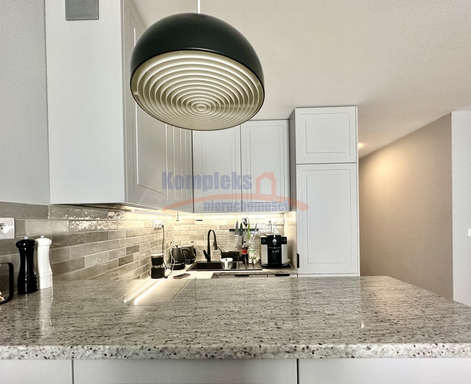 3 pokoje + garderoba - Taras 37 m2 - Garaż (5)