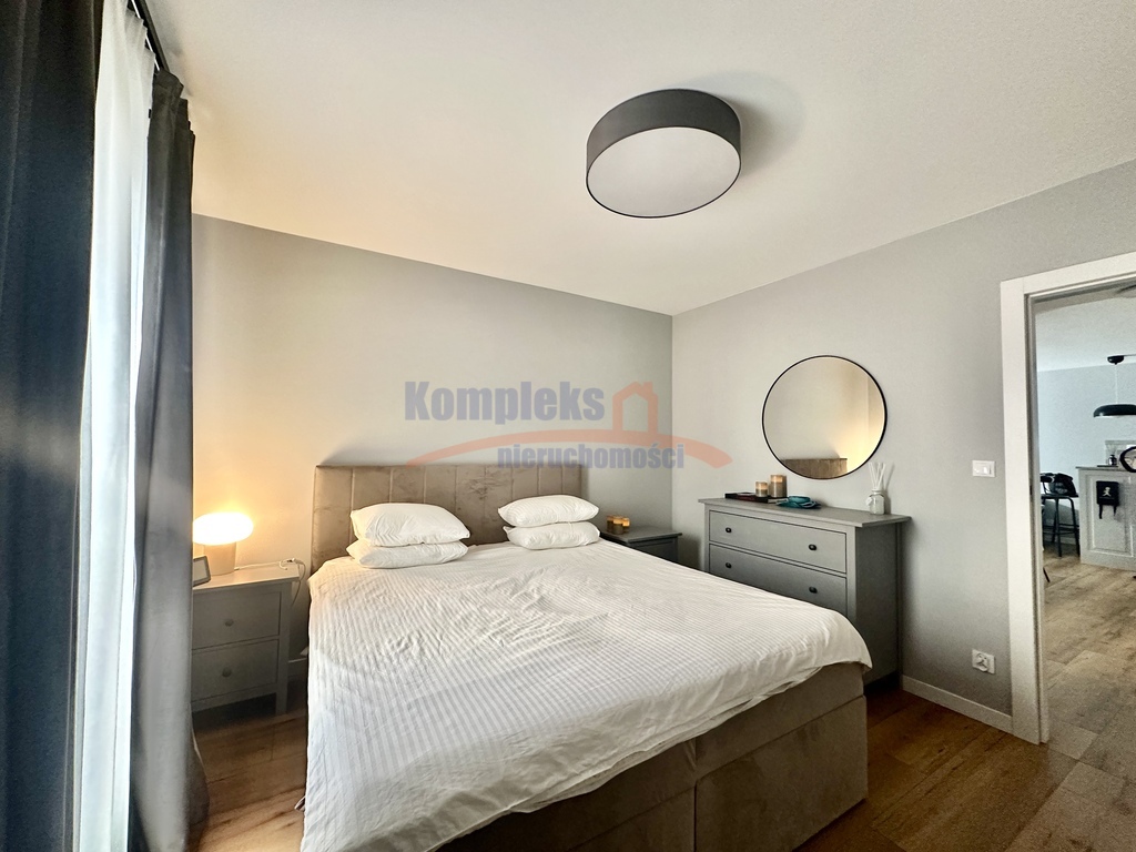 3 pokoje + garderoba - Taras 37 m2 - Garaż (9)