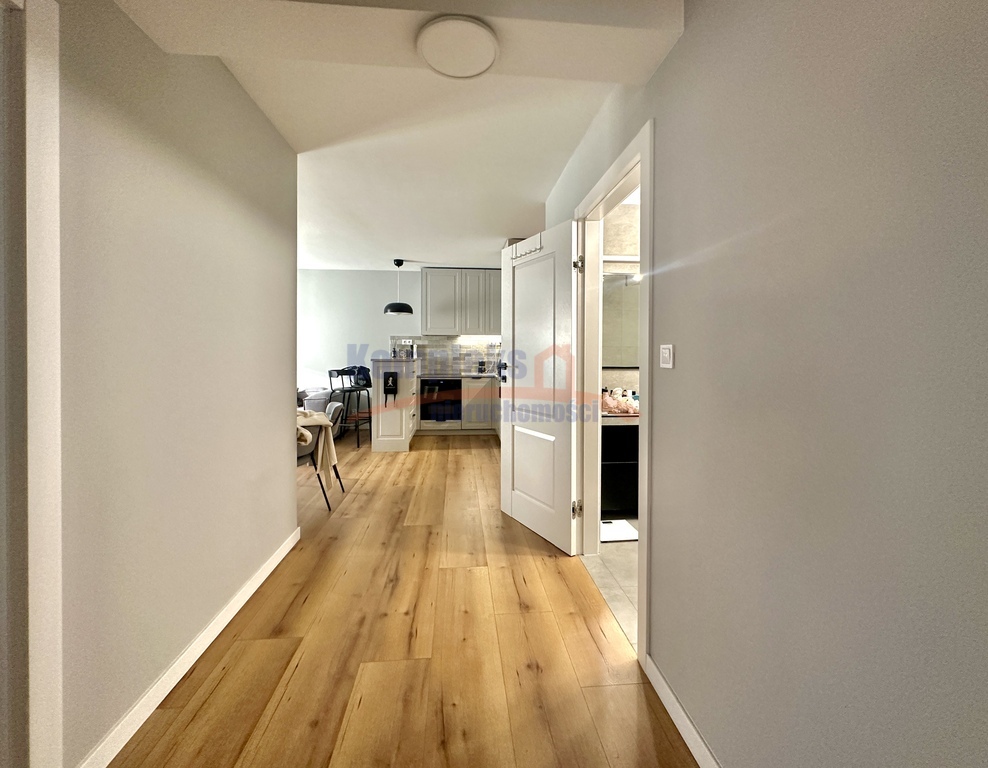 3 pokoje + garderoba - Taras 37 m2 - Garaż (14)