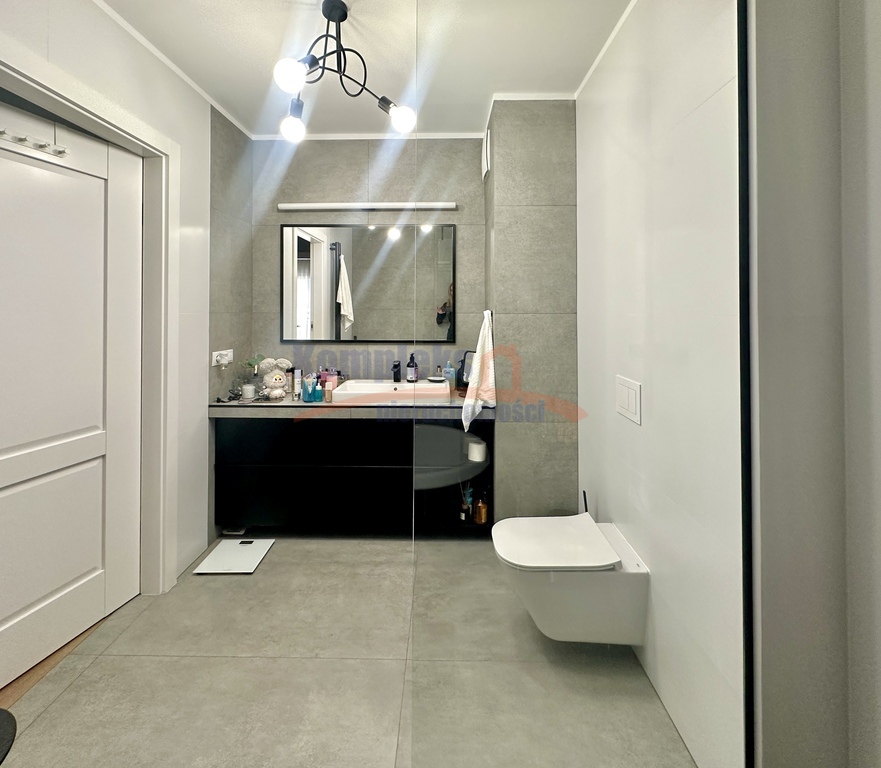 3 pokoje + garderoba - Taras 37 m2 - Garaż (17)