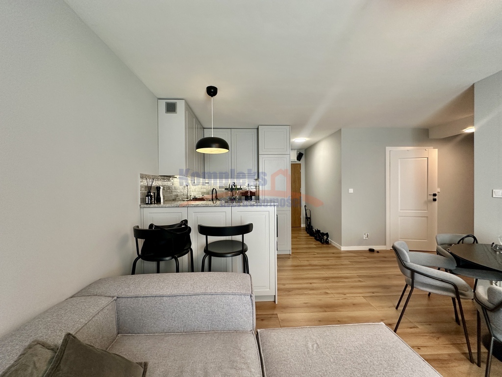 3 pokoje + garderoba - Taras 37 m2 - Garaż (18)