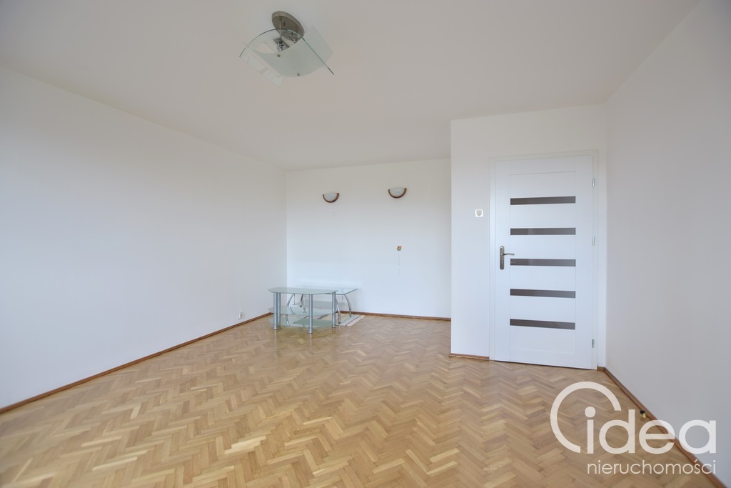 3 duże pokoje w pobliżu Galaxy z balkonem (3)