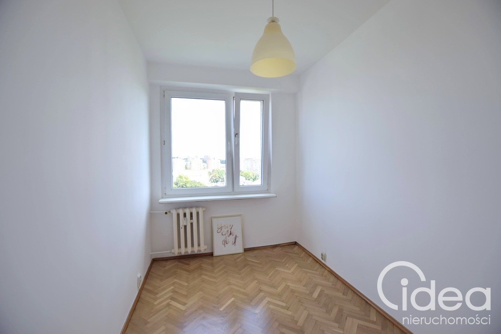 3 duże pokoje w pobliżu Galaxy z balkonem (5)