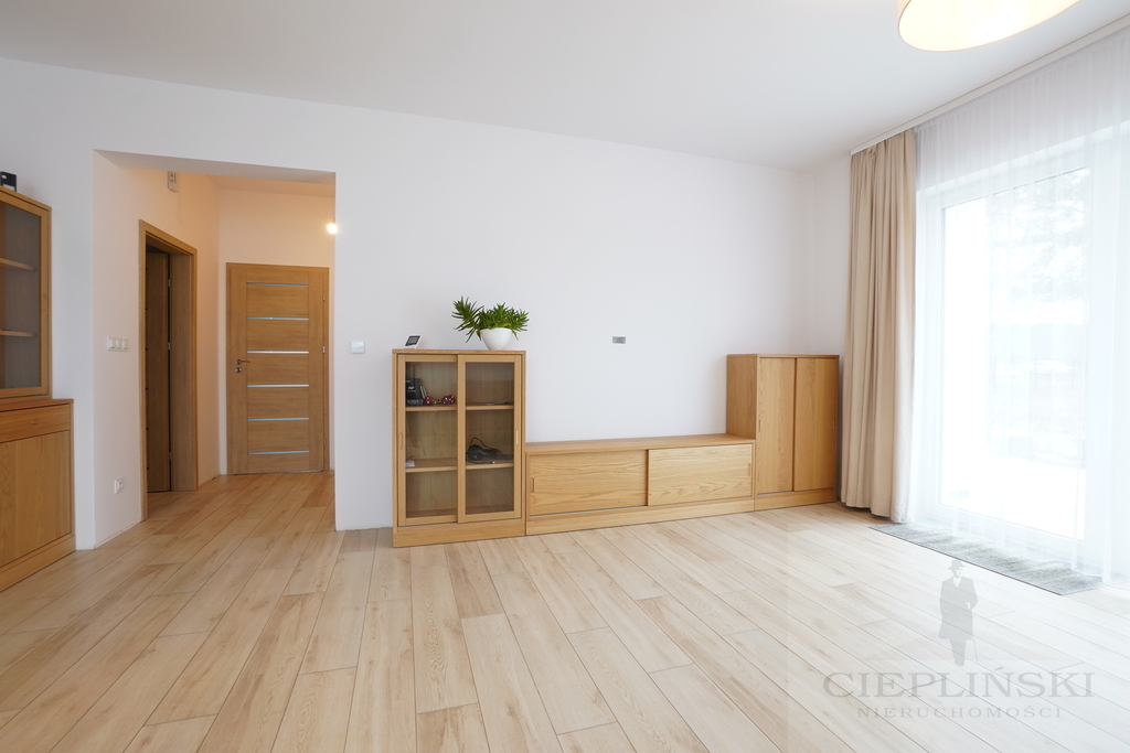 Wyjątkowy, nowy dom parterowy w otoczeniu natury (5)