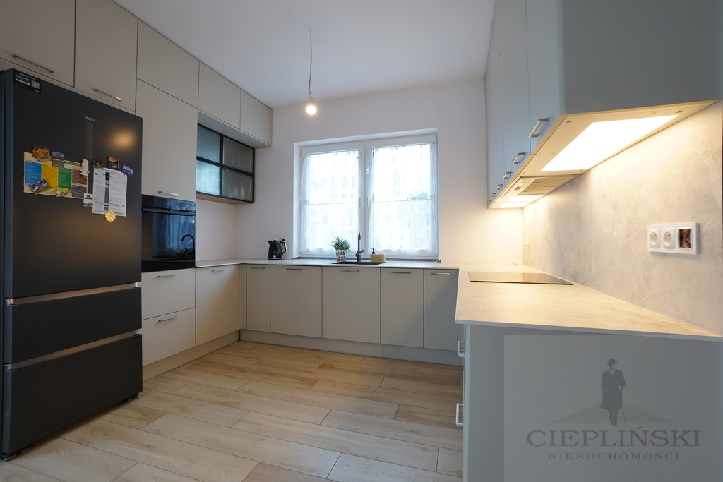 Wyjątkowy, nowy dom parterowy w otoczeniu natury (6)