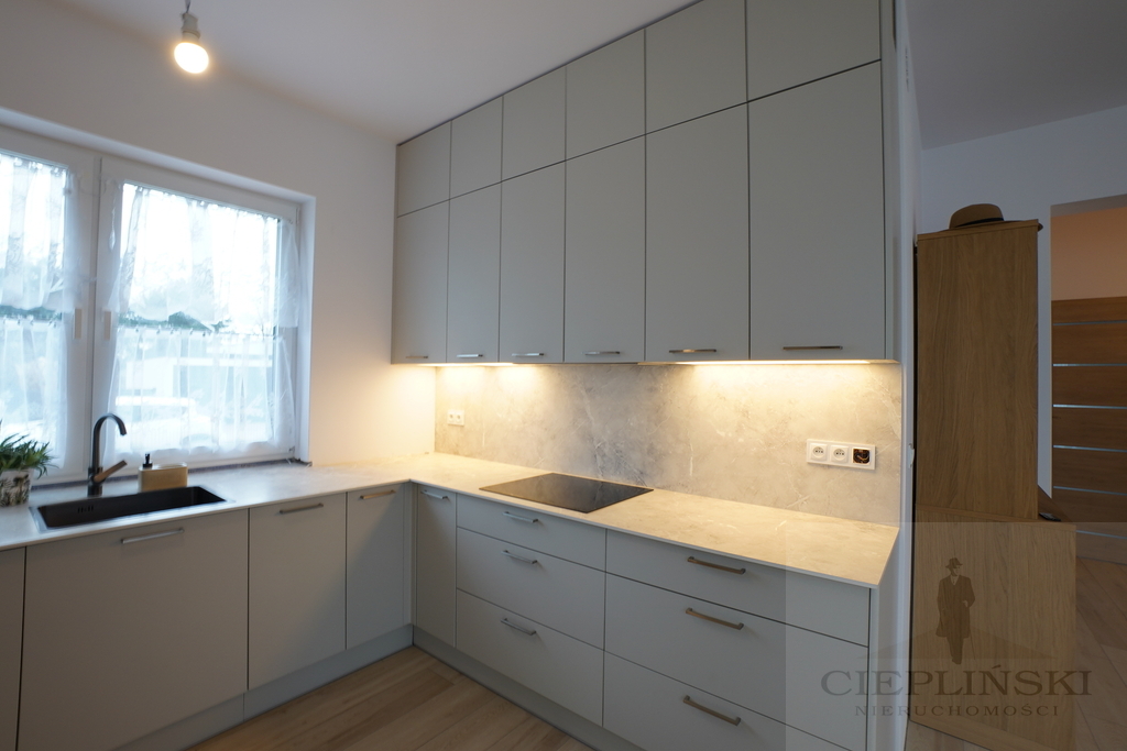 Wyjątkowy, nowy dom parterowy w otoczeniu natury (8)