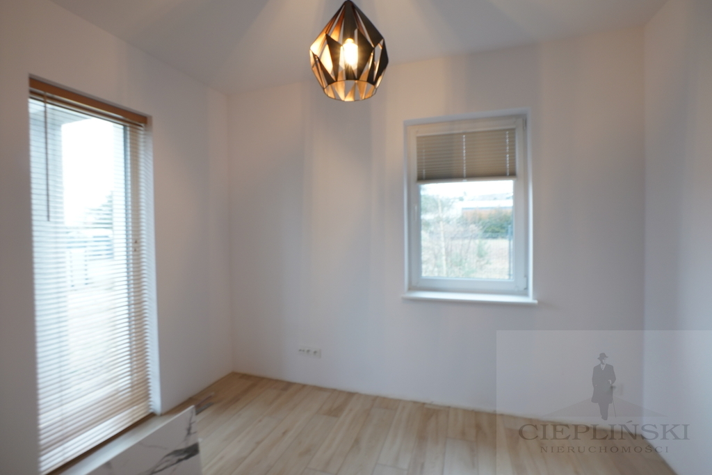 Wyjątkowy, nowy dom parterowy w otoczeniu natury (27)