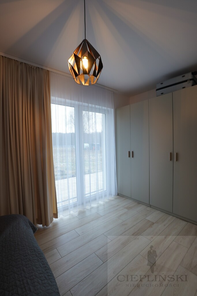 Wyjątkowy, nowy dom parterowy w otoczeniu natury (17)