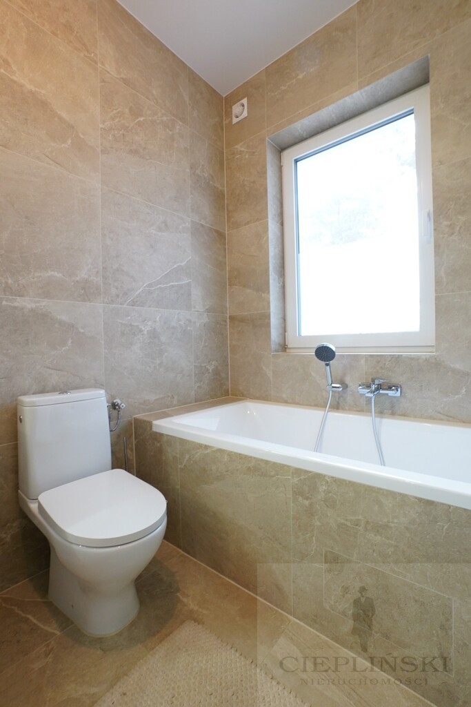 Wyjątkowy, nowy dom parterowy w otoczeniu natury (19)