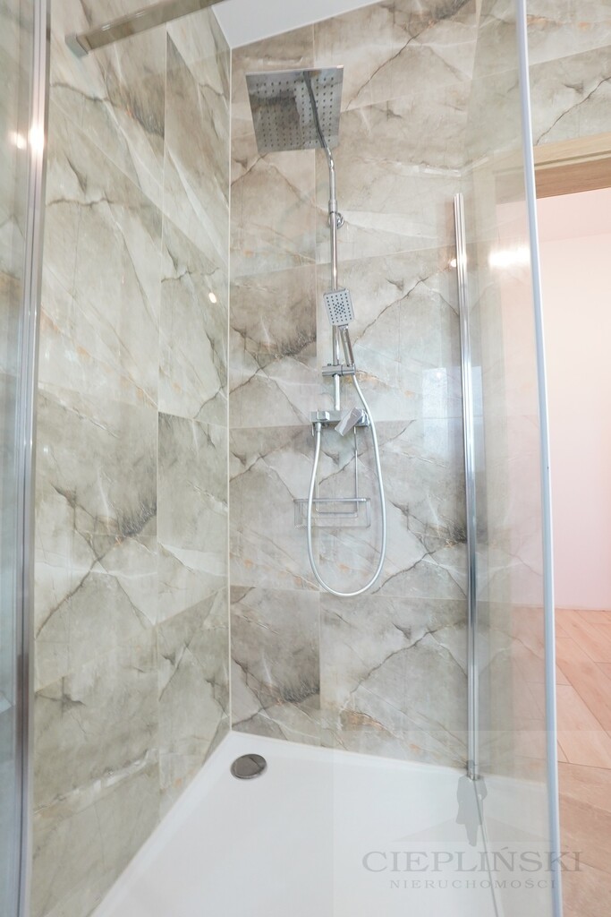 Wyjątkowy, nowy dom parterowy w otoczeniu natury (20)