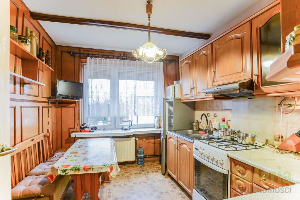 Pyrzyce, bliźniak w cichej i spokojnej okolicy. (9)