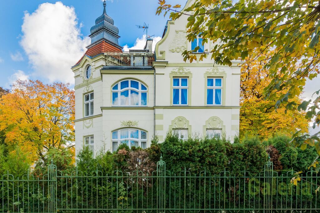 Apartament z tarasem z widokiem na morze. (18)