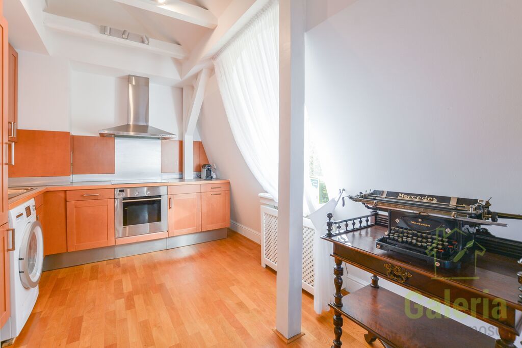 Apartament z tarasem z widokiem na morze. (16)
