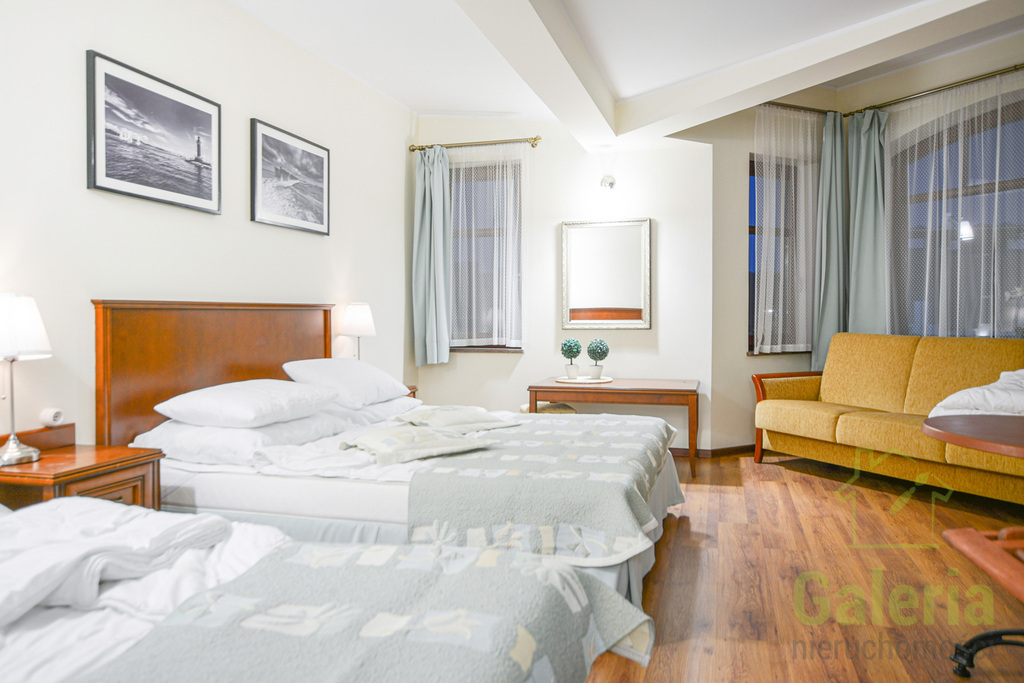 Międzywodzie: kawiarnia+ mieszkania, 600m od morza (15)