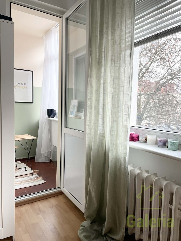 Mieszkanie w kamienicy; 3 pokoje z loggią (3)