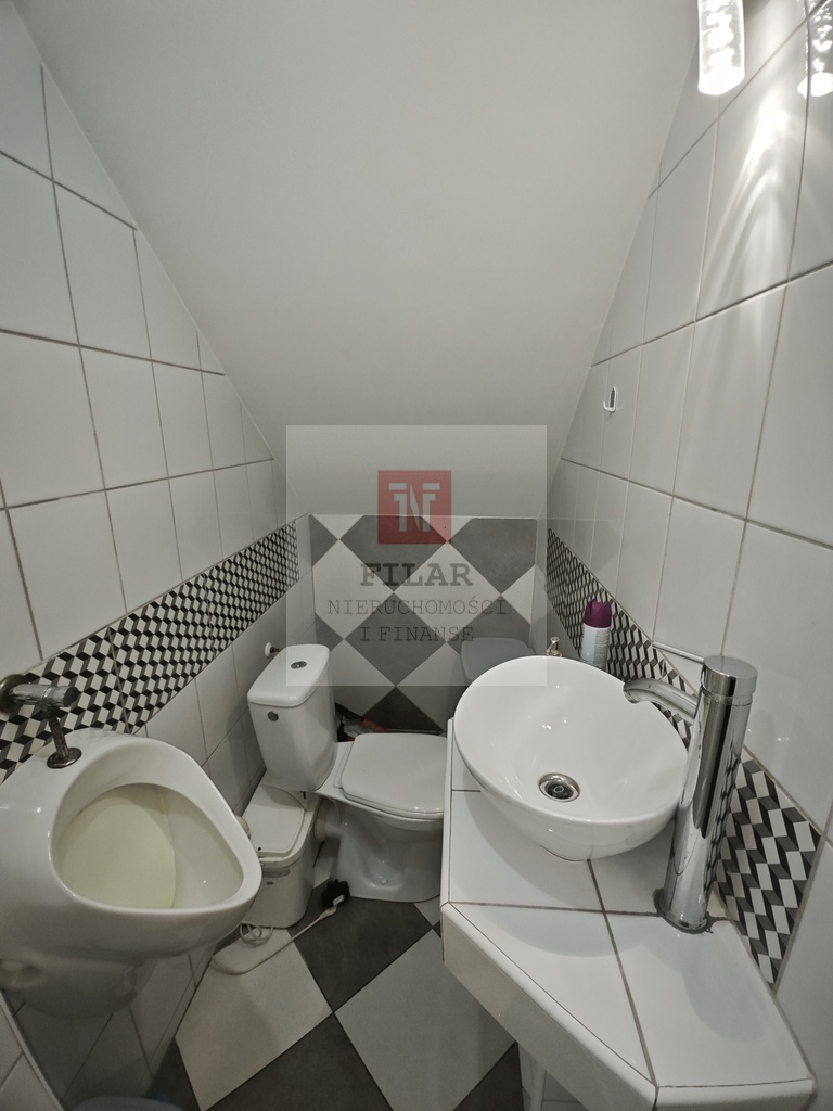 Duży dom-idealny na pensjonat-18 pokoi. (9)