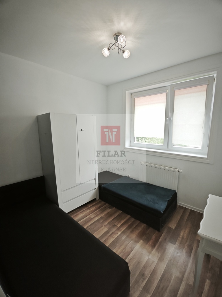 Duży dom-idealny na pensjonat-18 pokoi. (18)