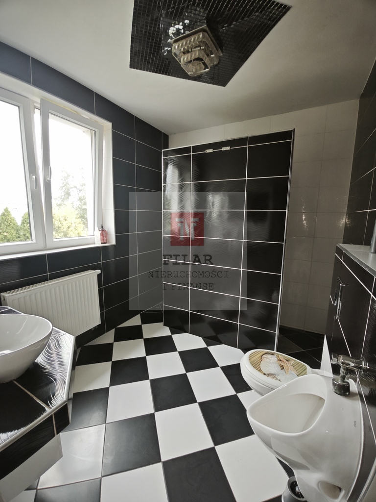 Duży dom-idealny na pensjonat-18 pokoi. (19)