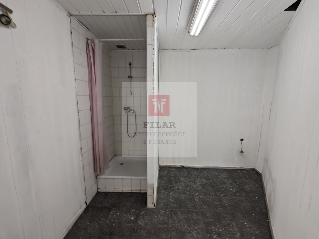 Hala magazynowo-produkcyjna+socjal. 130m2 (8)