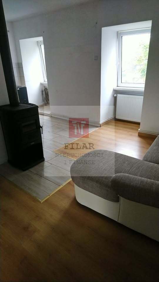 Sprzedam tanio 3 - pokojowe mieszkanie w Pasewalku (1)