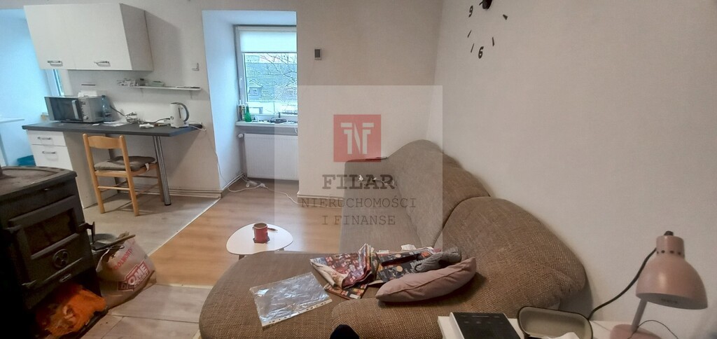 Sprzedam tanio 3 - pokojowe mieszkanie w Pasewalku (7)