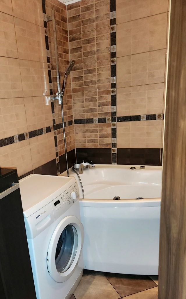 Dwupokojowe mieszkanie niedaleko Fabryki Wody (6)