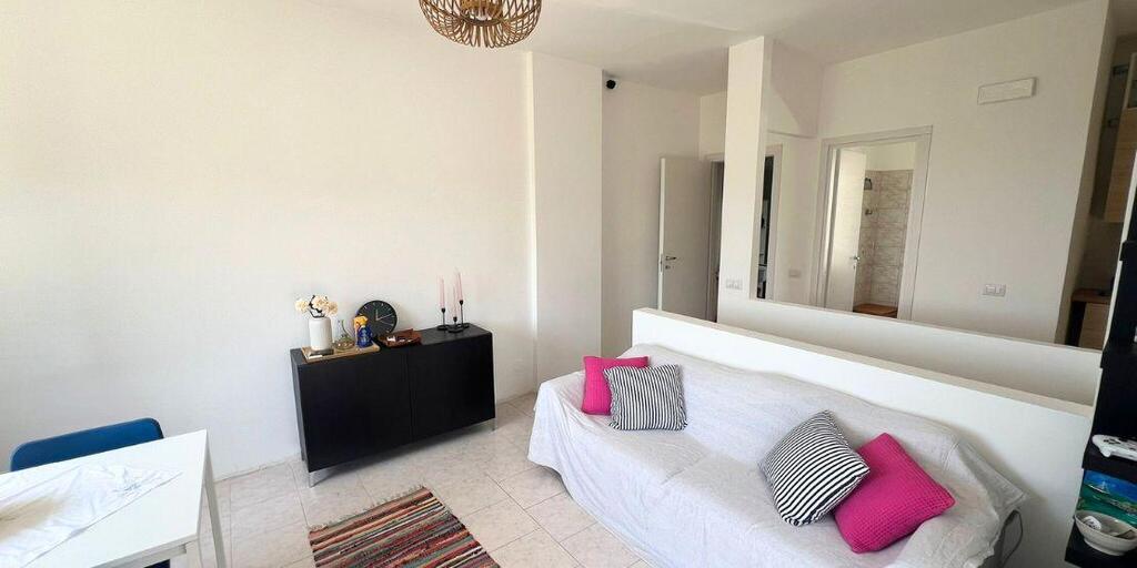 Apartament z widokiem na morze i góry (7)