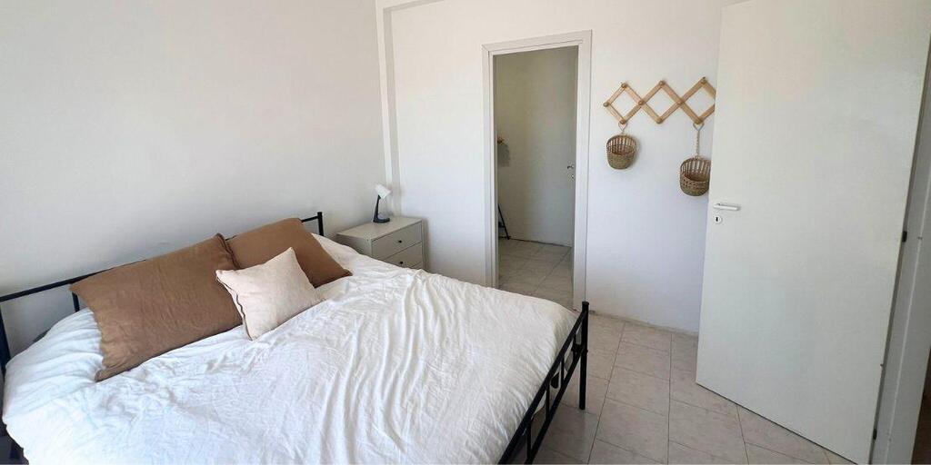 Apartament z widokiem na morze i góry (9)